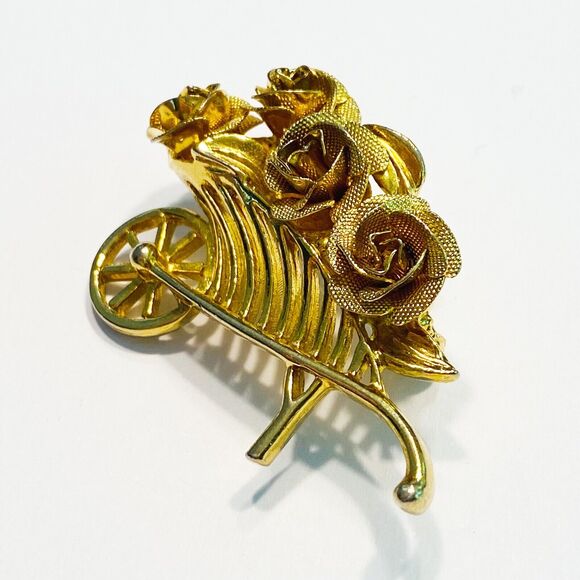 Vintage Gold Brooch Flower Basket Wagon textured dimensional Mid Century pin - Picture 2 of 5